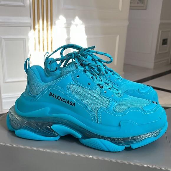 - BALENCIAGA SIZE 39 TRIPLE S NWB - Picture 4 of 7
